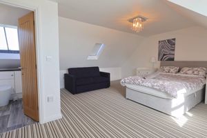 Photo 18- click for photo gallery